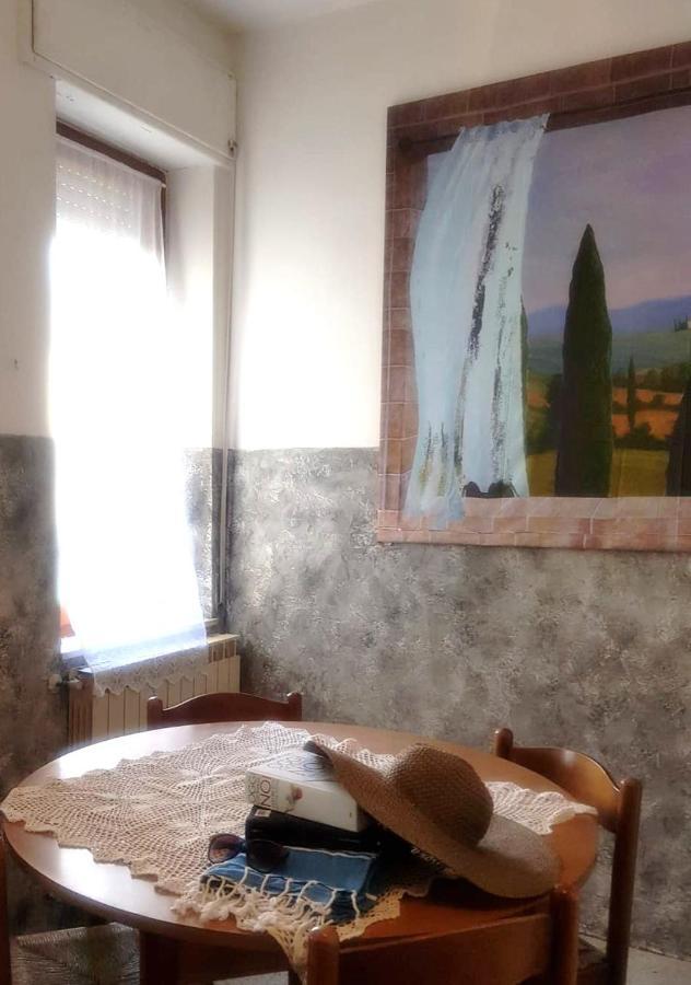 Апартаменти Casa Per L'Osticcio Vista Sulla Val D'Orcia Монтальчино Екстер'єр фото